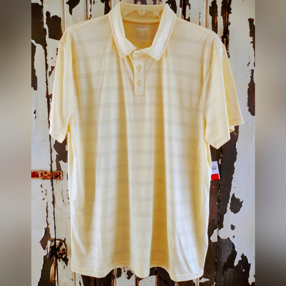 NWT LARGE SHORT SLEEVED POLO BY OLD NAVY ACTIVE